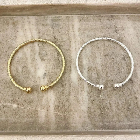 925 Sterling Silver Textured Cuff Bracelet Shiny Bangle Bracelet Silver or Gold - Picture 2 of 4